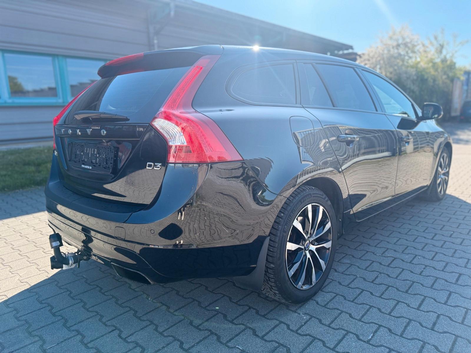 Volvo V60 Kombi Leder*Camera*Tüv Neu*Garantie
