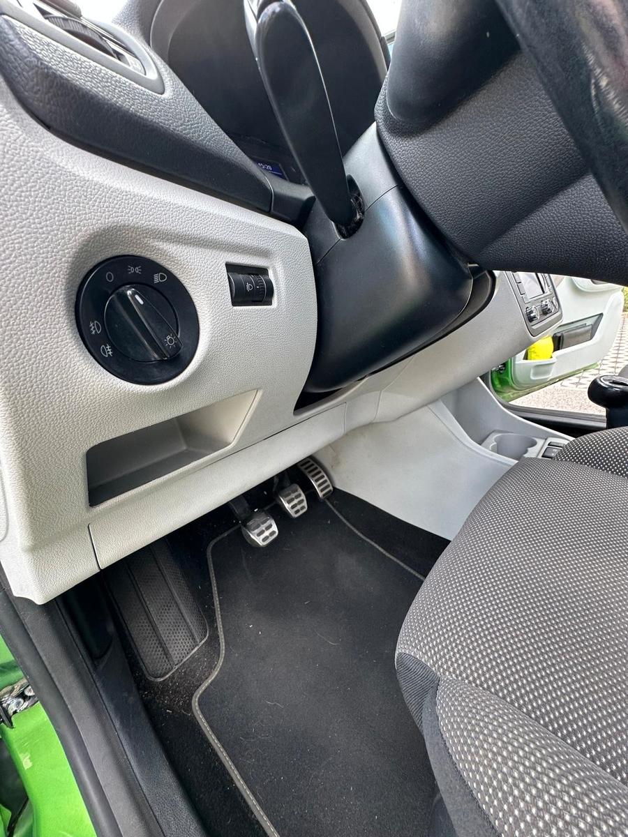Skoda Fabia 2012 — photo 10