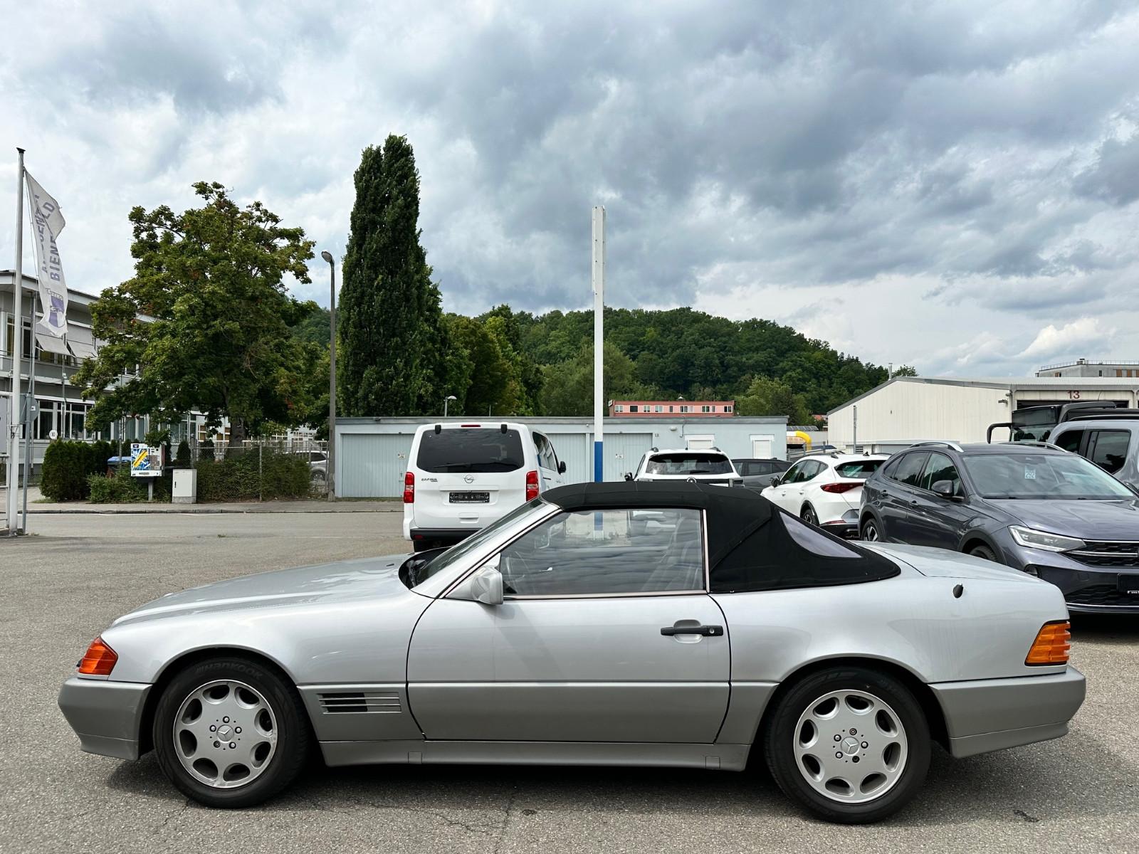 Mercedes-Benz SL 300 mit Oldtimergutachten