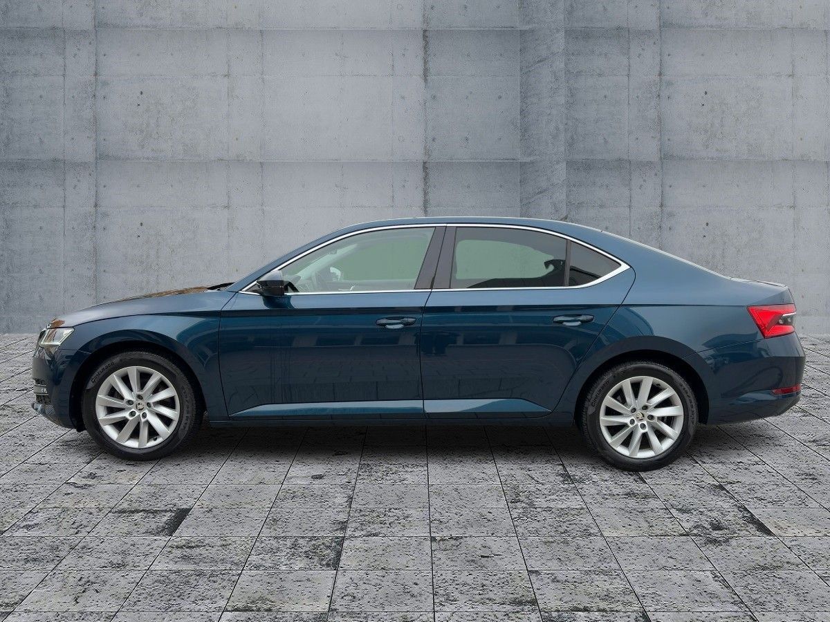Skoda Superb - Bild 4