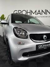 Smart ForTwo fortwo coupe Basis 52 kW Navi, Cool&Audio - Smart ForTwo Gebrauchtwagen in Augsburg