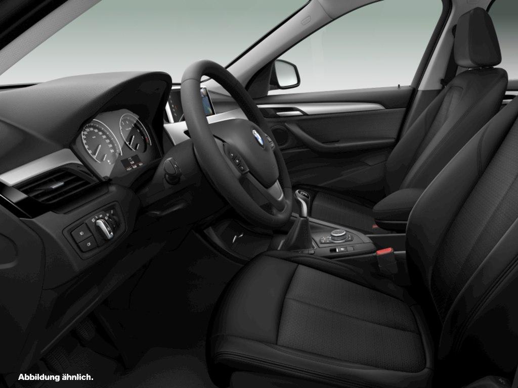 BMW X1 sDrive18i LED+NAVI+KAMERA+SHZ+PDC+PA+