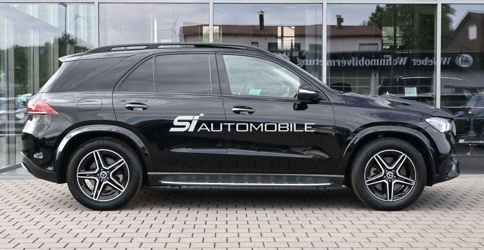 Fahrzeugabbildung Mercedes-Benz GLE 350 de 4MAT. AMG LINE °NIGHT°UVP 110.015€°
