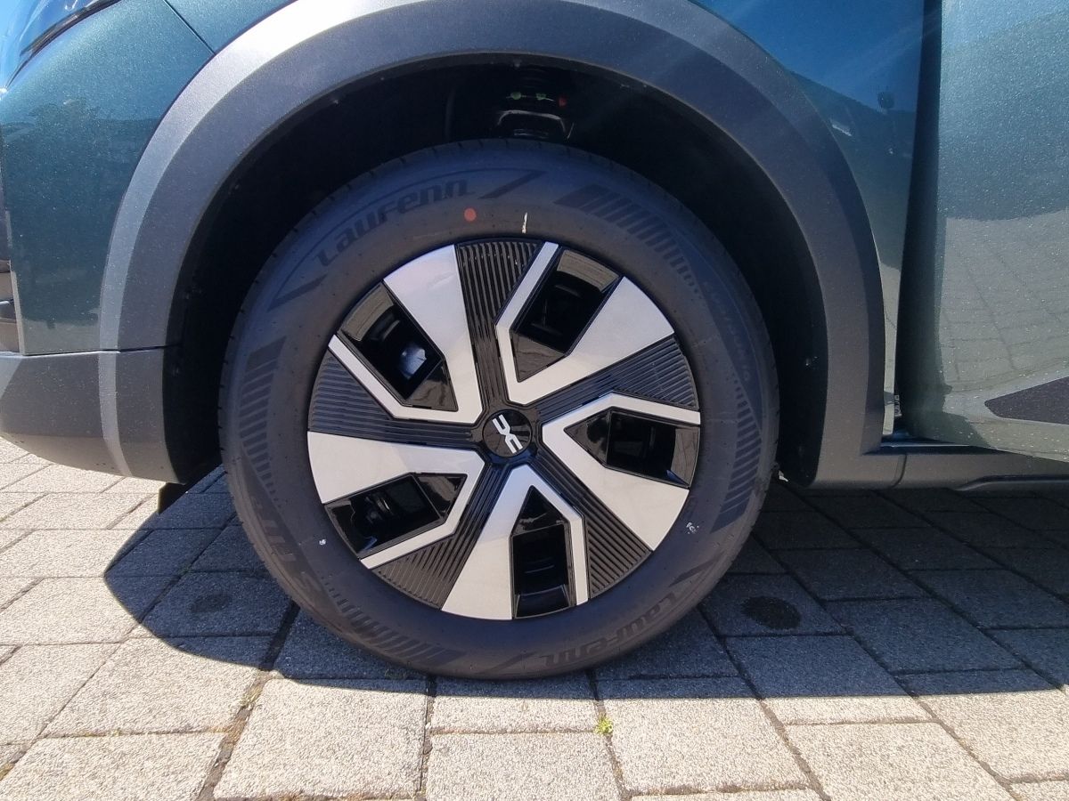 Fahrzeugabbildung Dacia Sandero Stepway Expression TCe 110