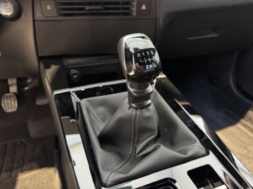 Bild 18 Opel Astra L Sports Tourer Edition Navi Kamera LED