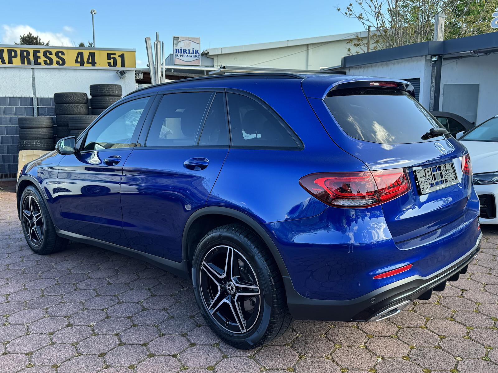 Mercedes-Benz GLC 300 4Matic AMG Line NIGHT CARPLAY DAB