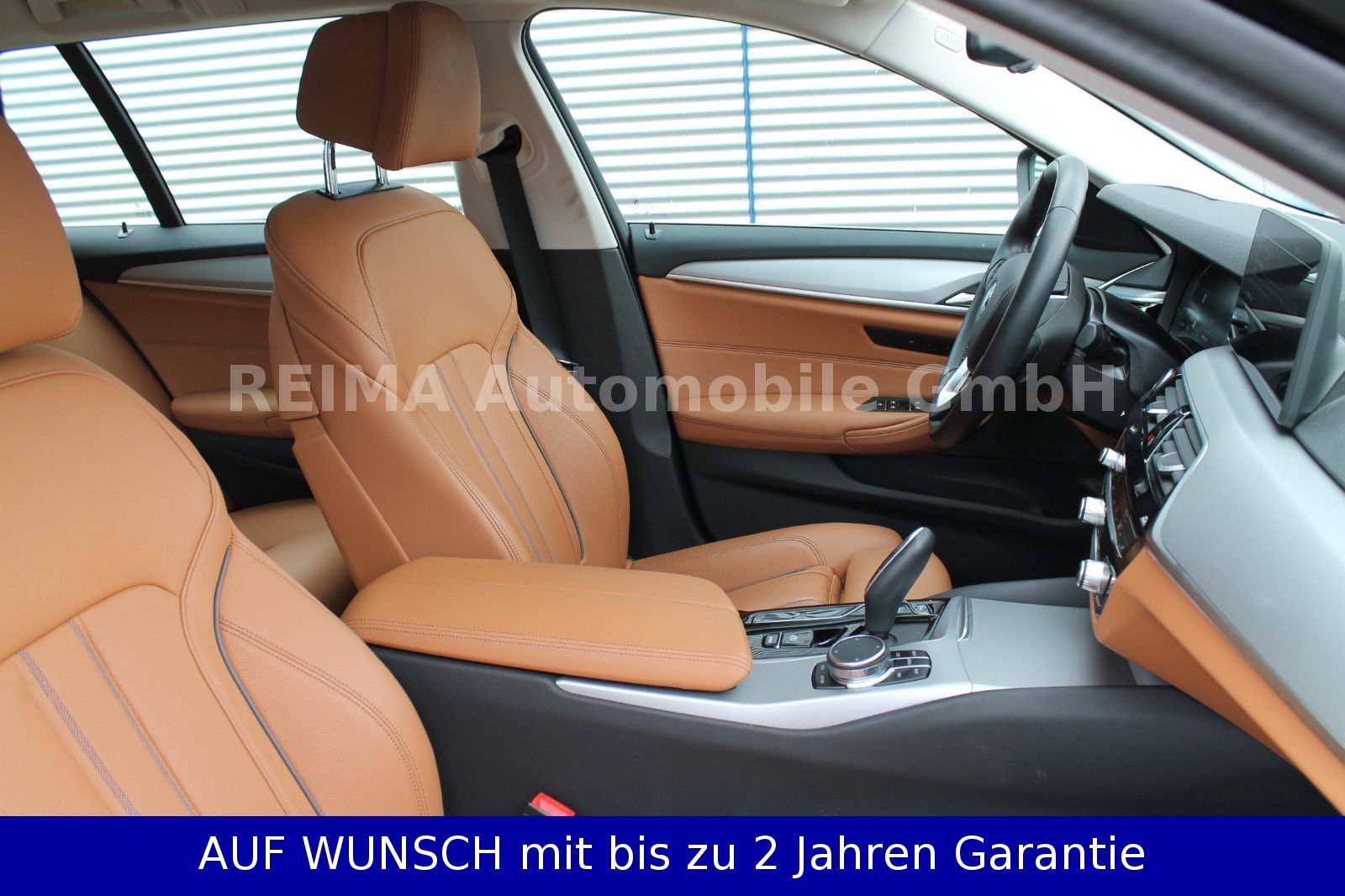 Fahrzeugabbildung BMW 520i  Touring Automatik, LED, Leder, Navi