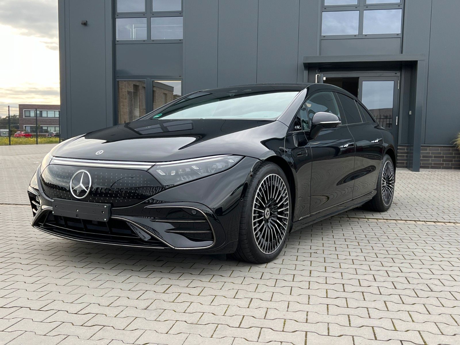 MERCEDES-BENZ EQS 580 4M AMG Rear-Ent