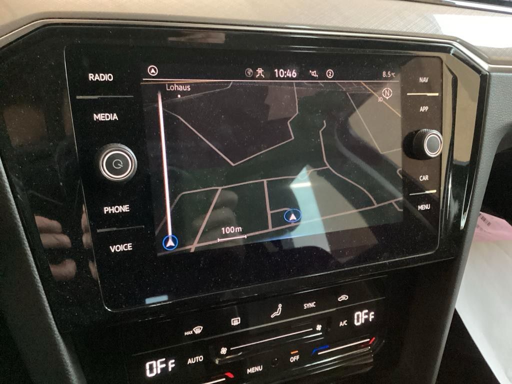 Fahrzeugabbildung Volkswagen Passat Variant Business