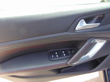 Bild 13 Peugeot 308 Allure Limusine