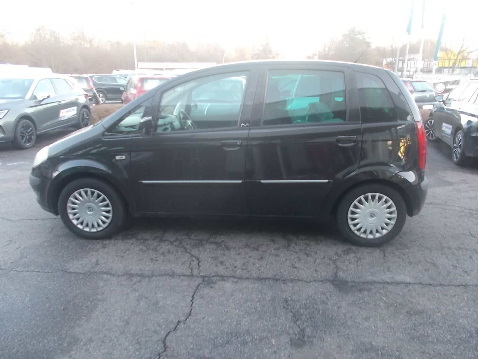 Fahrzeugabbildung Lancia MUSA 1.4 16v Oro DFN *UNFALL* GETRIEBE NEU