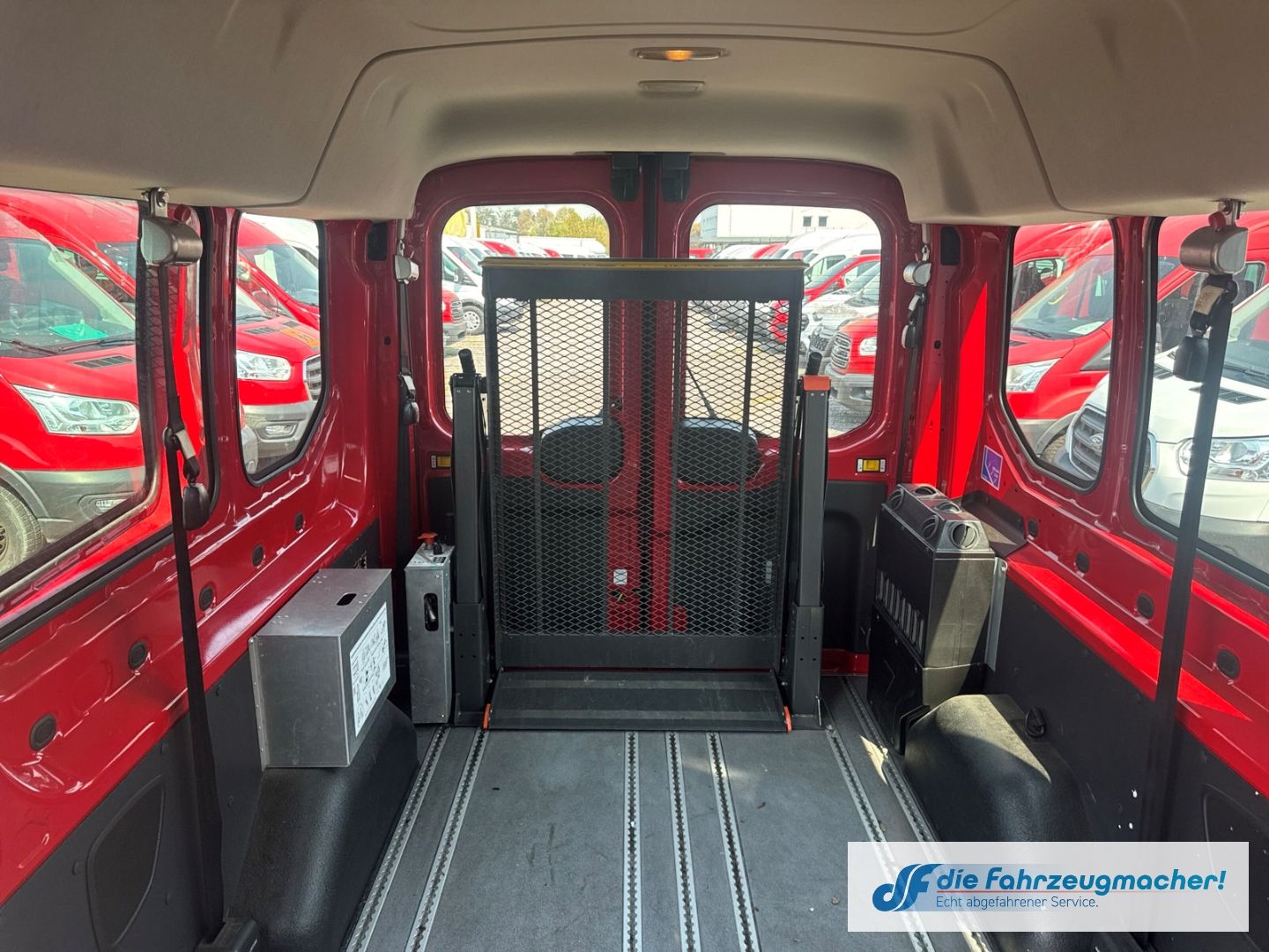 Fahrzeugabbildung Ford Transit Kombi 350 L3 Trend 2.2 TDCi DPF *7175 *K