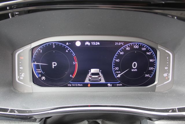 Volkswagen T6.1 Multivan Generation SIX 150PS DSG AHK Stand