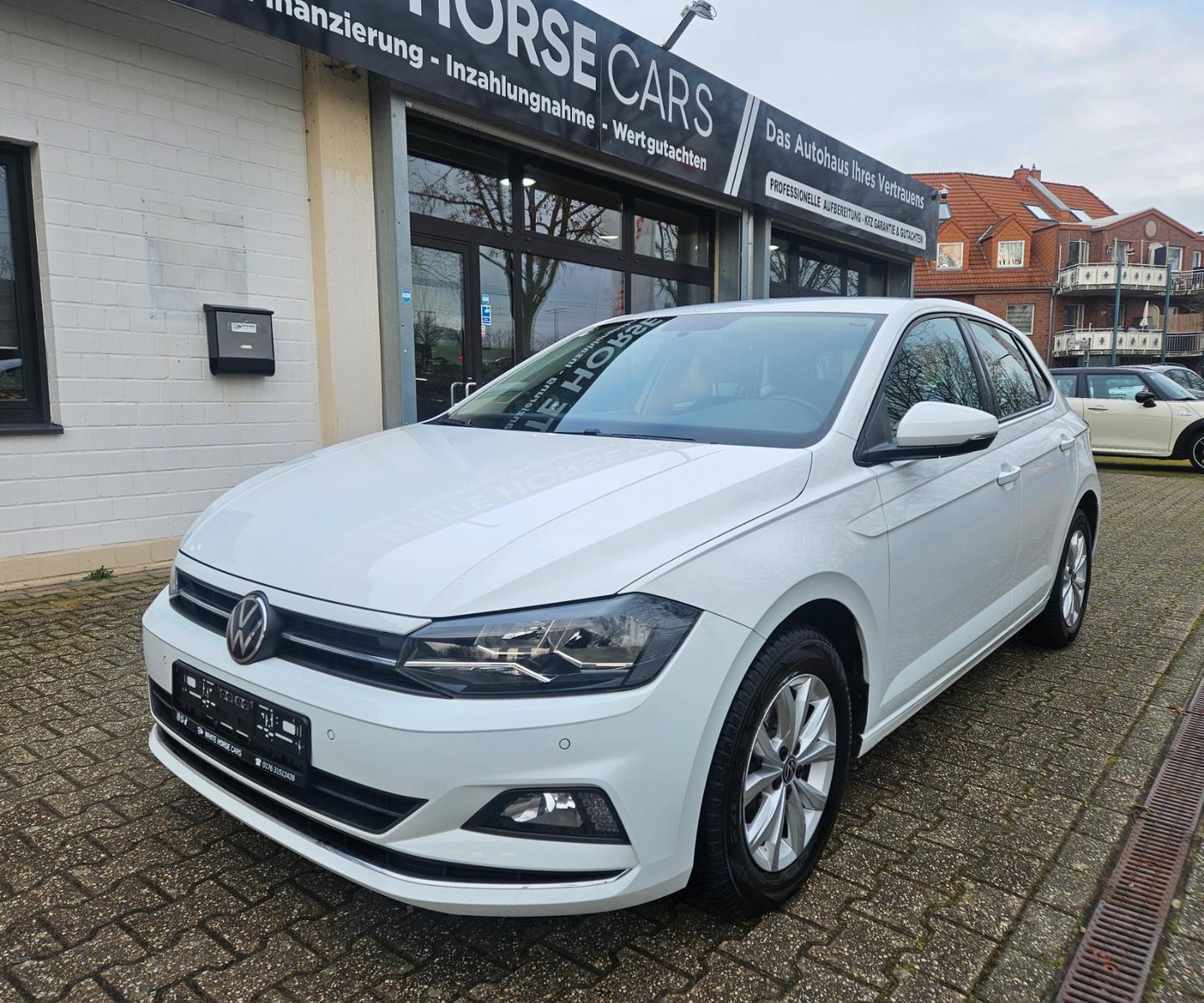 Volkswagen Polo VI Highline NAVI KLIMA PCD SHEFT TOP GUTACH