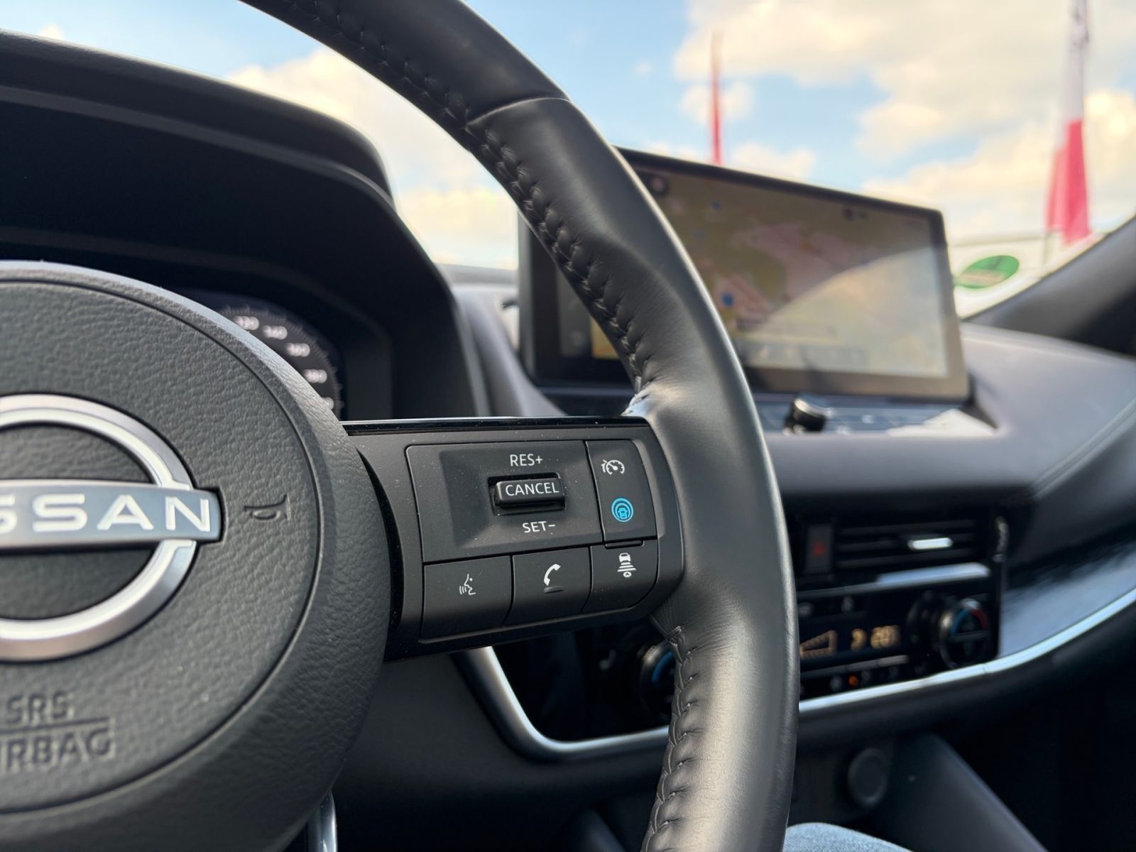 Fahrzeugabbildung Nissan Qashqai 1.5 VC-T e-Power Tekna*SHZ*NAVI*360°Kame