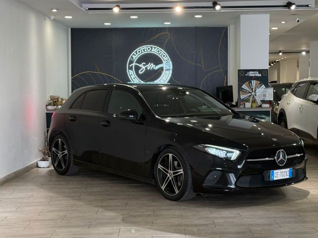 MERCEDES-BENZ MERCEDES- BENZ A180d SPORT AUTOMATICA 2021 PACK 