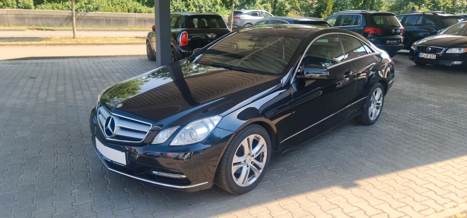 Mercedes E 220 - 1