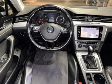 Volkswagen Passat - 5