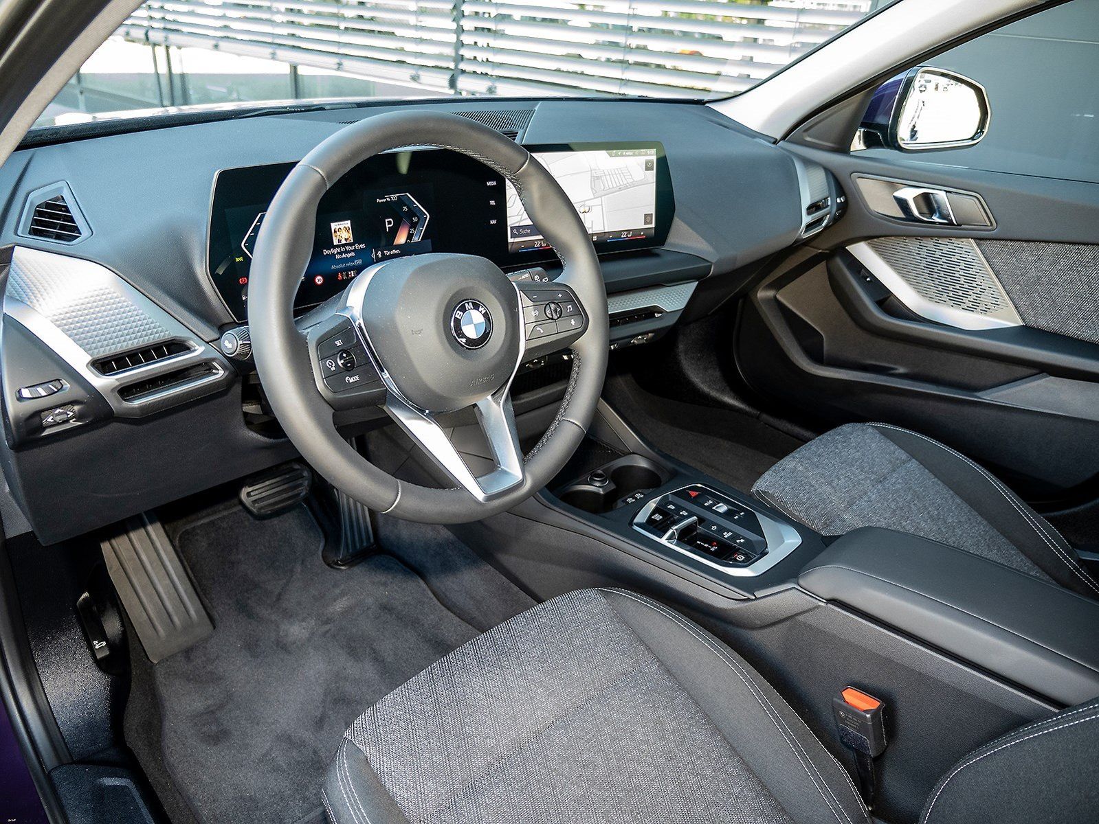 BMW 120i 5-Tür DrivingAssist SH Kamera foto 3
