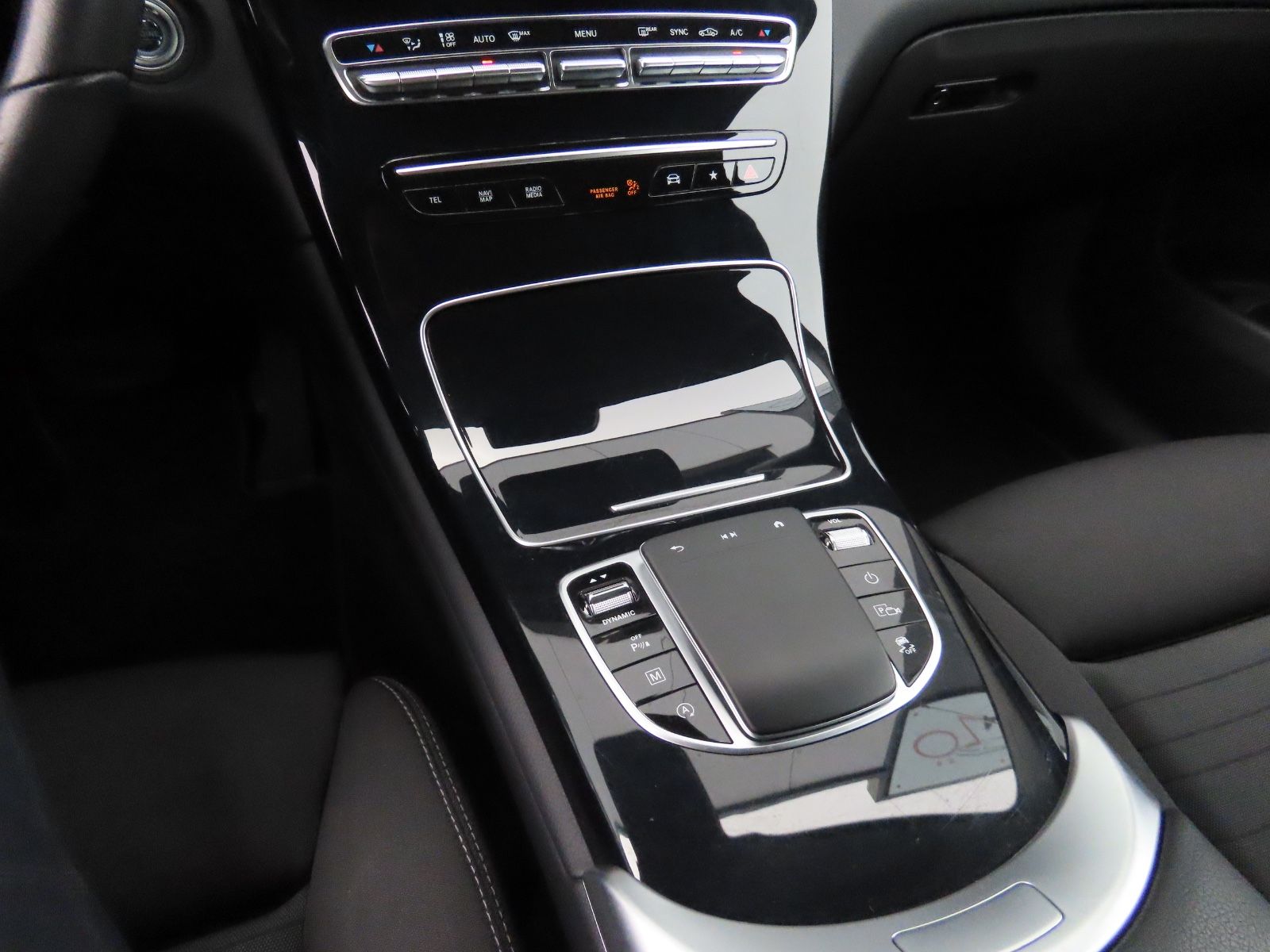 Mercedes-Benz GLC 220d 4MATIC Autom. Sitzheizung Klimaauto. foto 19