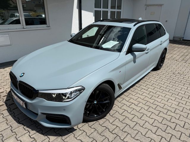 BMW 530d Tour M Sport AHK PANO Leder battleship-grey