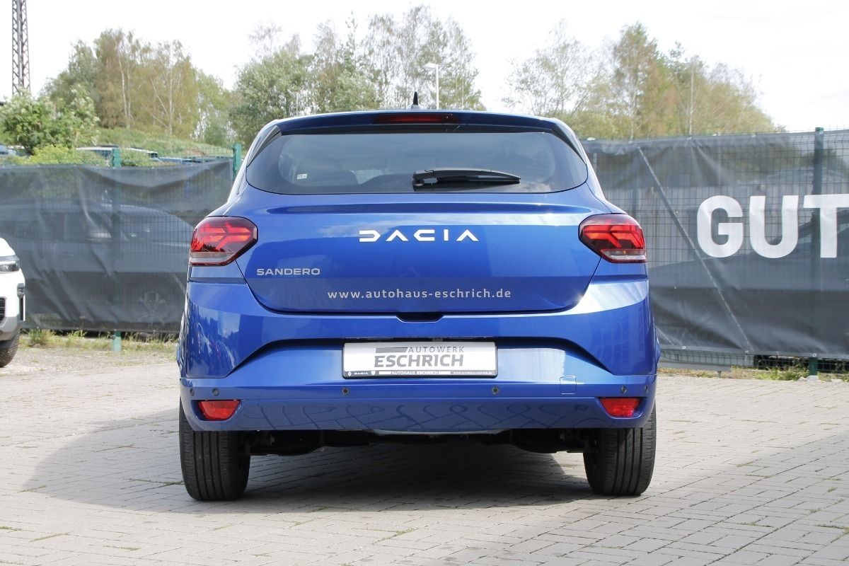 Fahrzeugabbildung Dacia Sandero Journey TCe 90