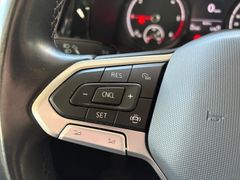 Fahrzeugabbildung Volkswagen T6.1 Multivan 2.0TDI 4MOTION Standhzg*Kamera*AHK