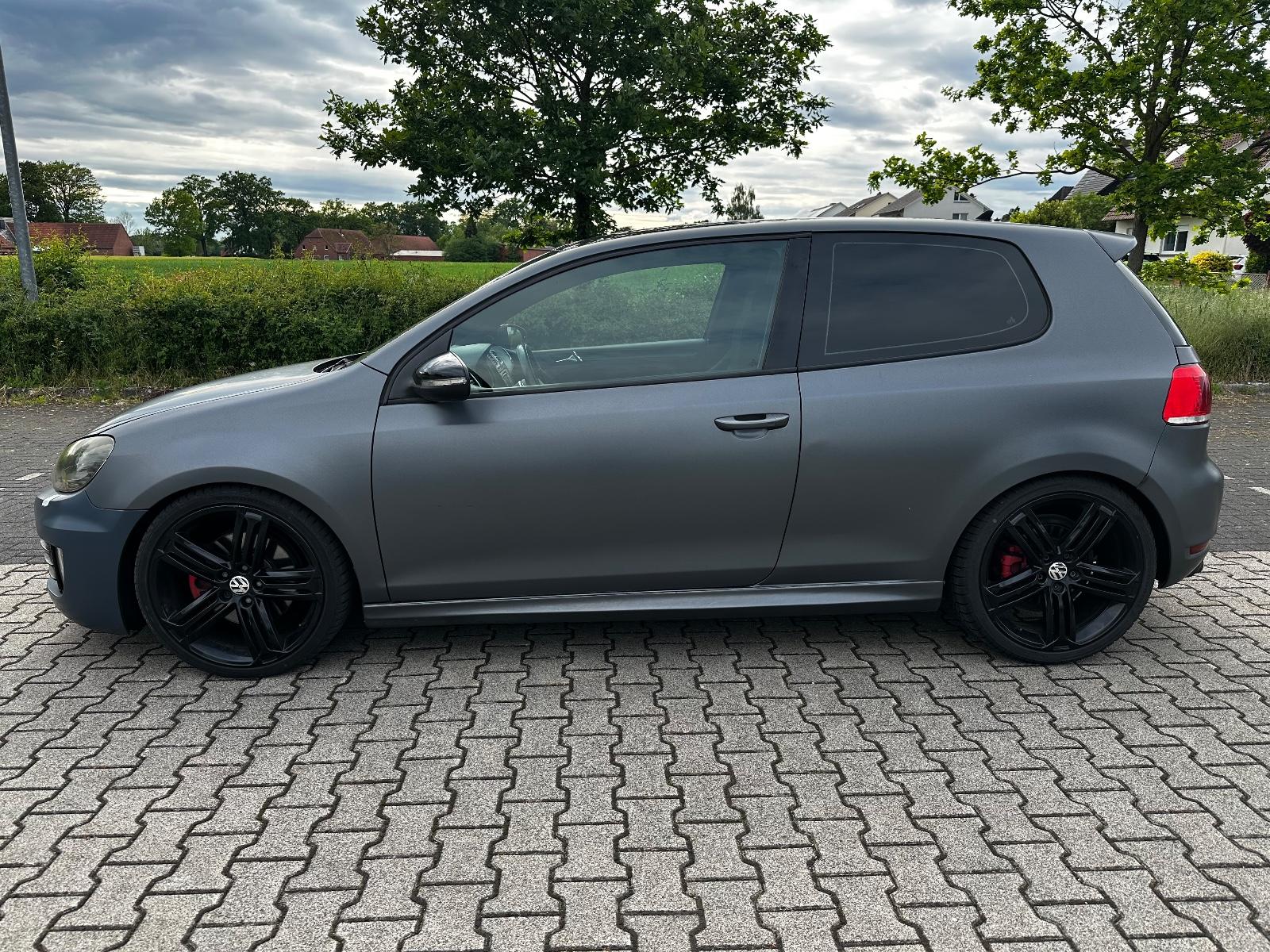 Volkswagen Golf 2.0 TSI GTI # LED Xenon # DSG # 19 Zoll #