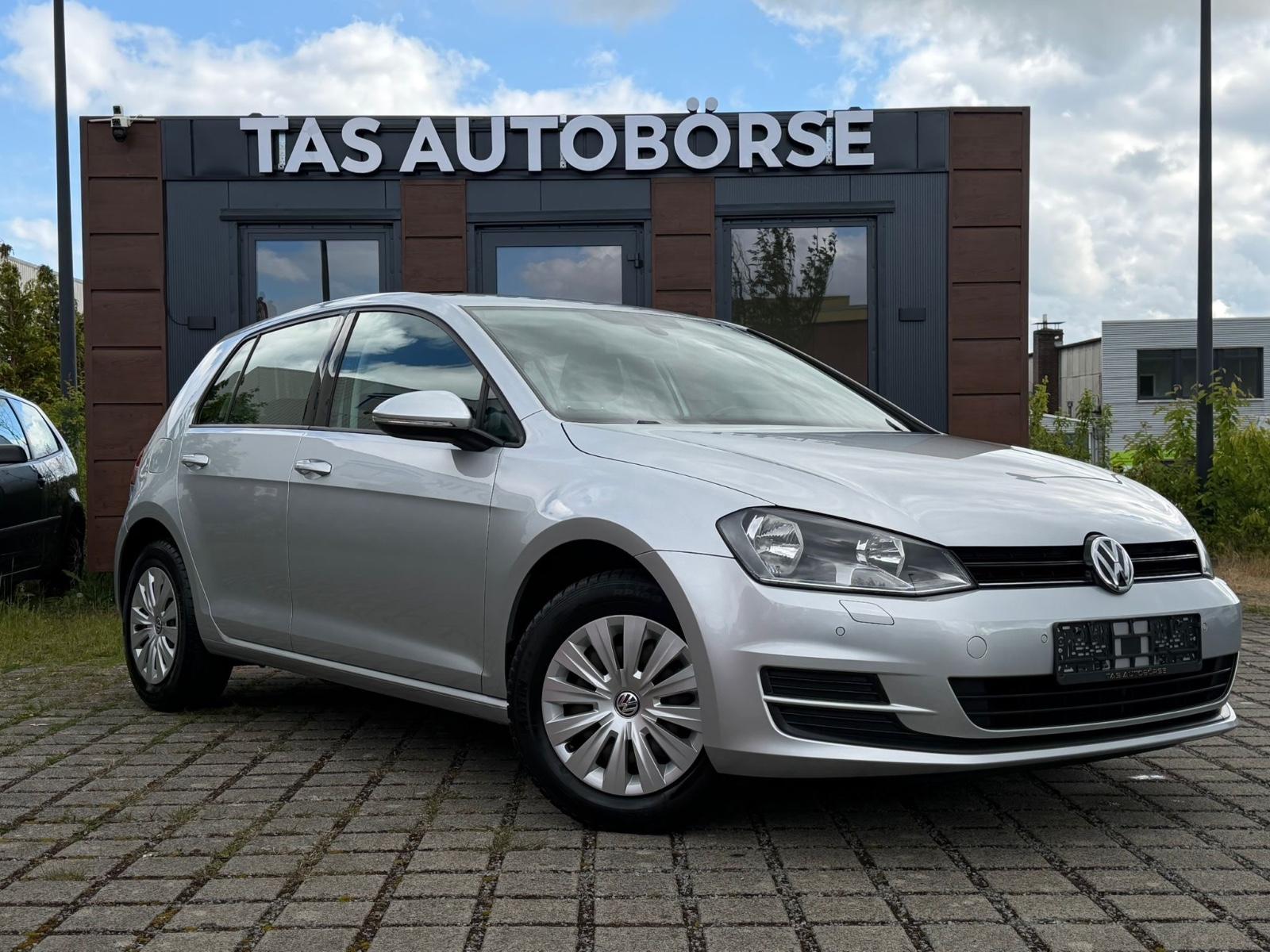 Volkswagen Golf VII Lim. Trendline BMT*PDC*SITZHEIZUNG*