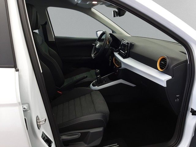 Fahrzeugabbildung Seat Arona Style 1.0TSI LED SitzHz 18" Klimaaut. 0,99