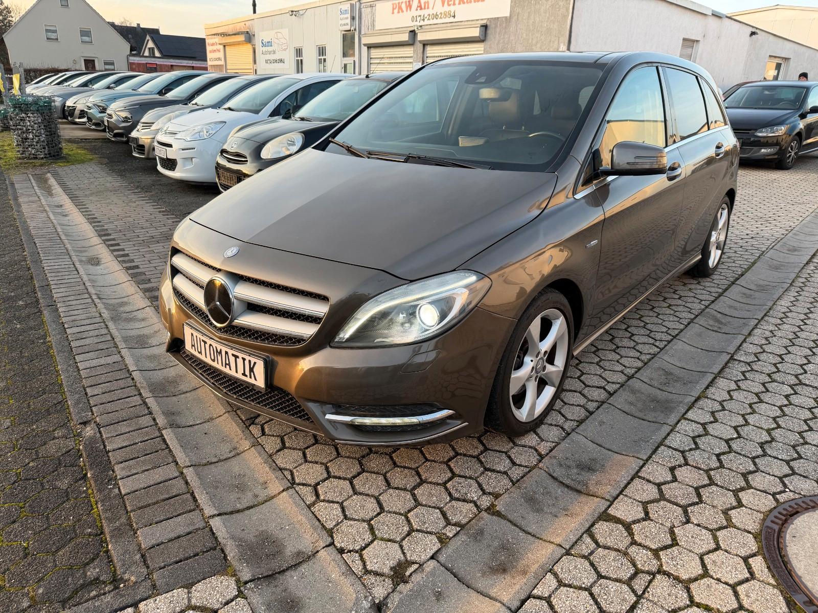 Mercedes-Benz B180CDI*Automatik*Panorama*AHK*TÜV Neue*Garantie