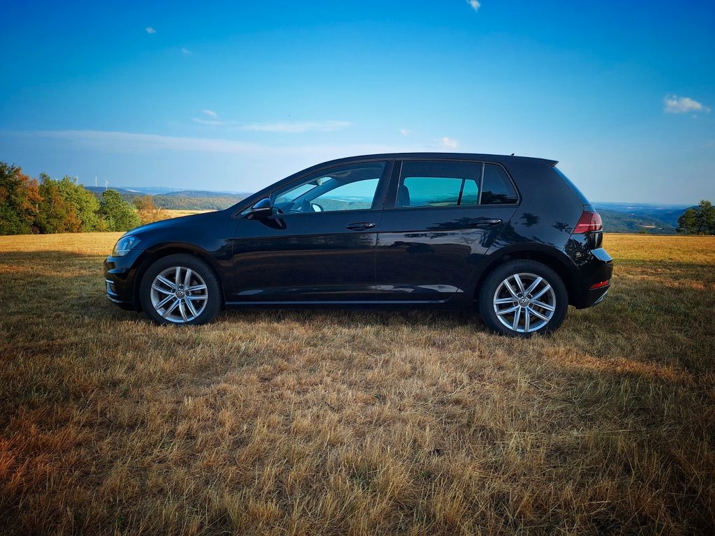 Image of Volkswagen Golf