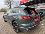 Volkswagen Touareg V8 TDI - Max.-Ausst. + MTM -1.Hd. - : Grün