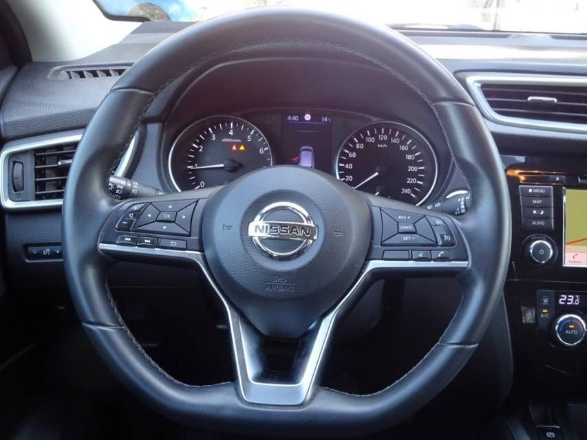 Fahrzeugabbildung Nissan QASHQAI 1.3 DIG-T  DCT-Automatik Zama