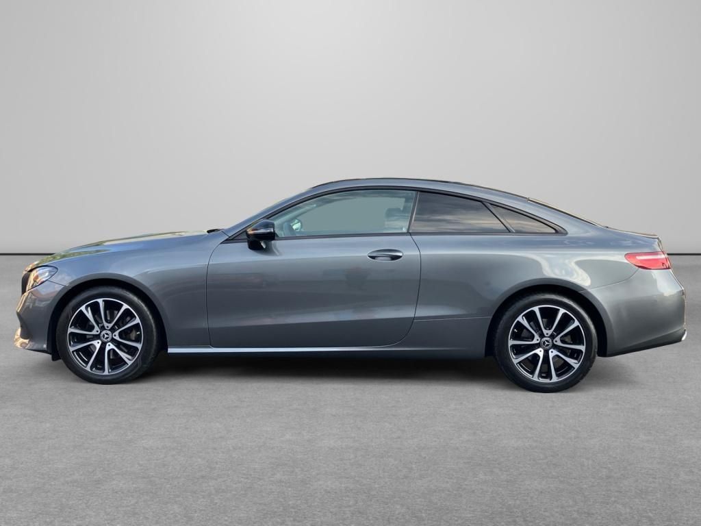 Fahrzeugabbildung Mercedes-Benz E 220 d Coupé NIGHT*PANO*WIDESC*LED*KAM*COM*TOTW