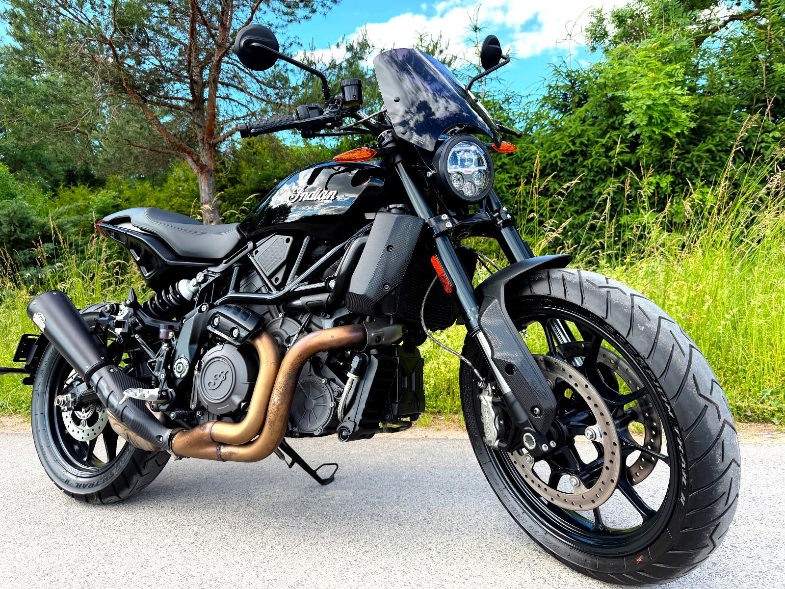 Indian FTR 1200 mit Dr.Jekill&Mr.Hyde wie Neu