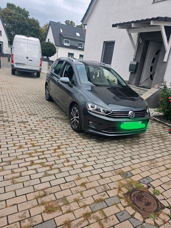Image of Volkswagen Golf Sportsvan