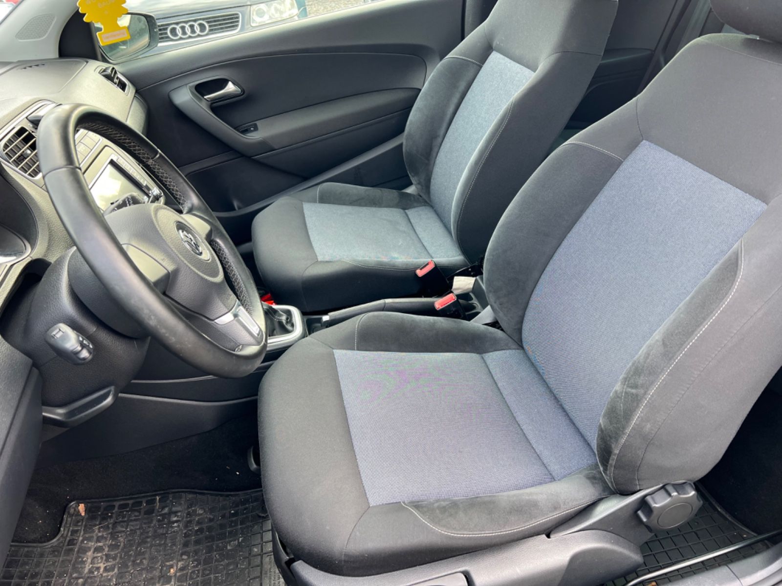 Fahrzeugabbildung Volkswagen Polo V 1.2 TDI Style