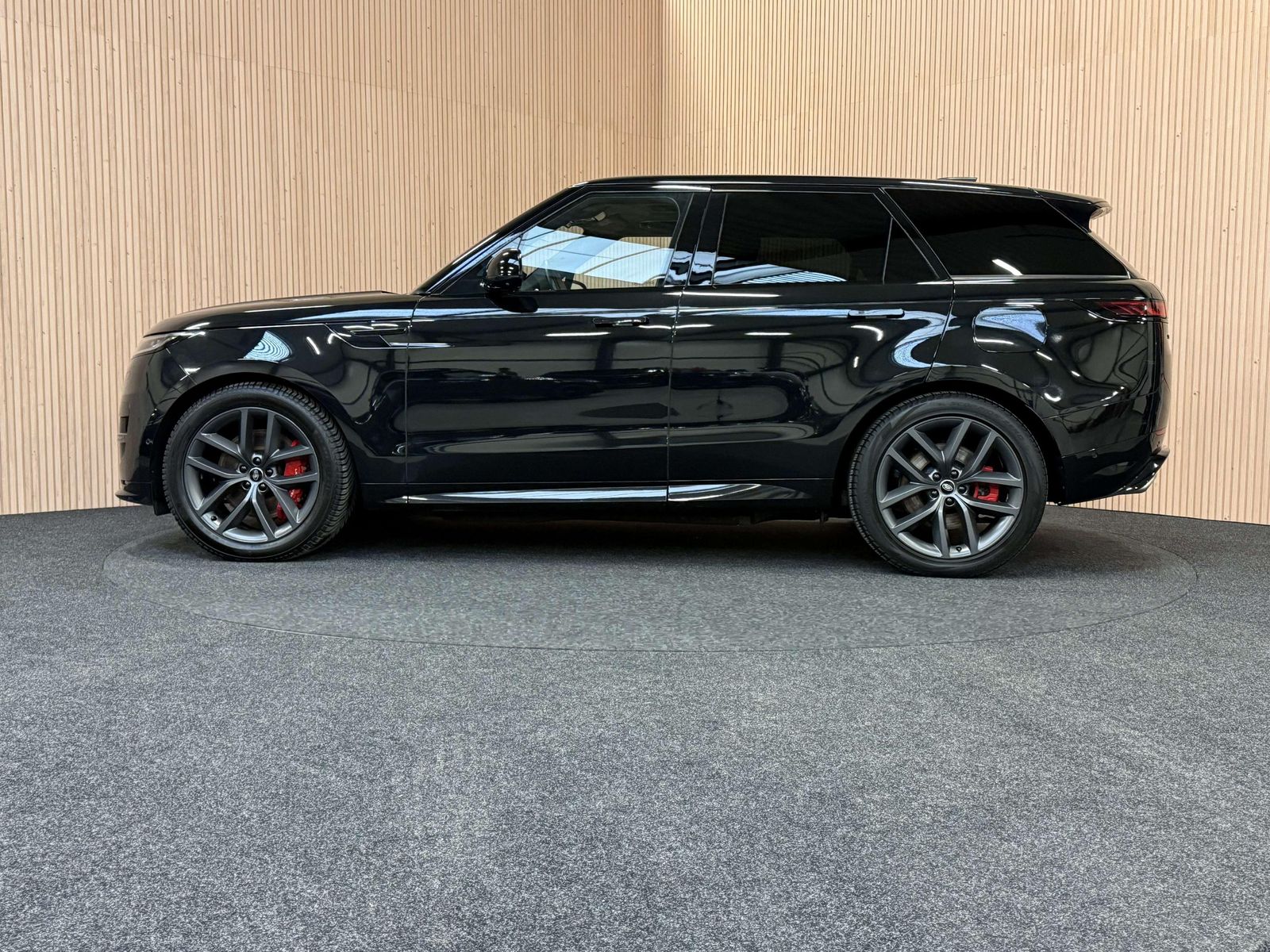 Land Rover Range Rover Sport Range Rover Sport P440e Hybrid imagem 2