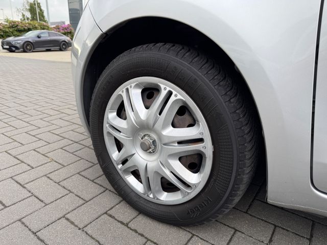 Toyota Yaris  Sol