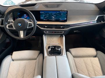 BMW X6 - 10