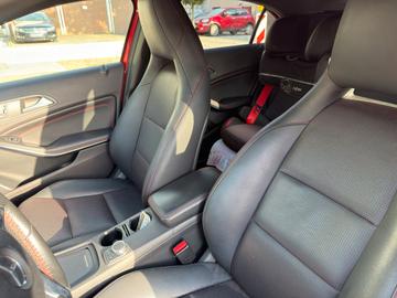 صورة 10 لـ 2014 Mercedes-BENZ A 220