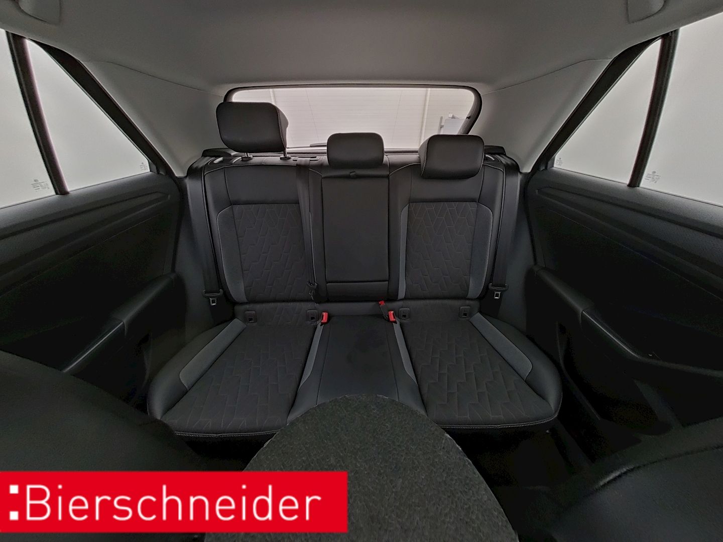 Volkswagen T-Roc - Bild 17
