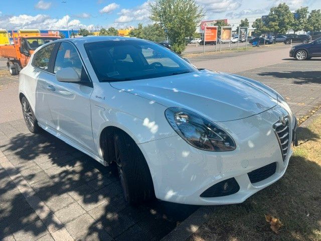 Fahrzeugabbildung Alfa Romeo Giulietta Turismo Sportiva LEDER