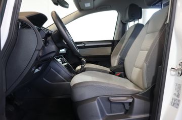 Volkswagen Touran Comfortl. 1.5 TSI AID+ACC+CARPLAY+7 SITZE