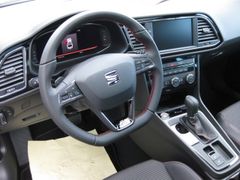 Fahrzeugabbildung Seat Leon Sportstourer FR 1.5 TSI DSG + Panorama