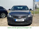 Kia cee'd / Ceed*AHK/SHZ/PDC/4 SEASONS/GRA* - Kia cee'd / Ceed mit Benzin-Antrieb: Kleinwagen, Schaltgetriebe