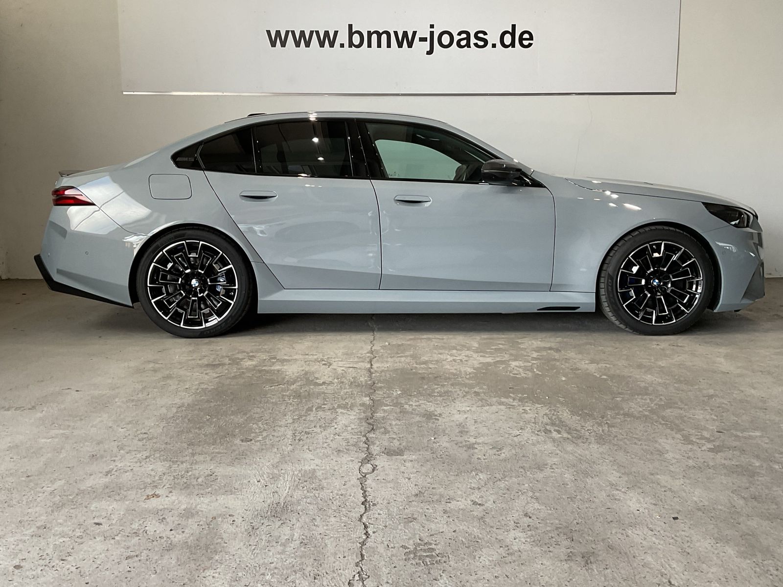 Fahrzeugeinzelansicht 15 Fahrzeugabbildung BMW M5 Limousine |Sitzbelüftung |Bowers & Wilkins |A
