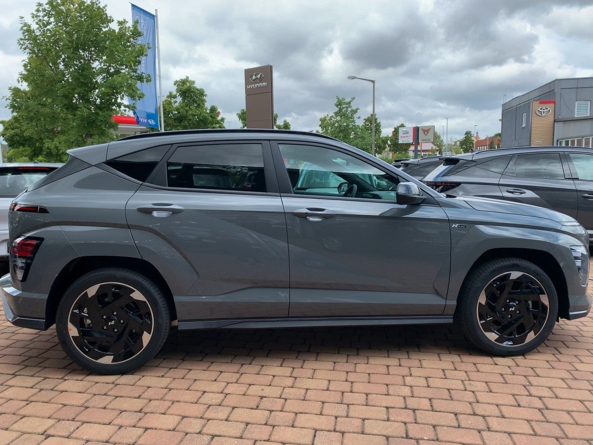 Fahrzeugabbildung Hyundai KONA Elektro 150 kW N Line ab 31.07.25 verfügbar