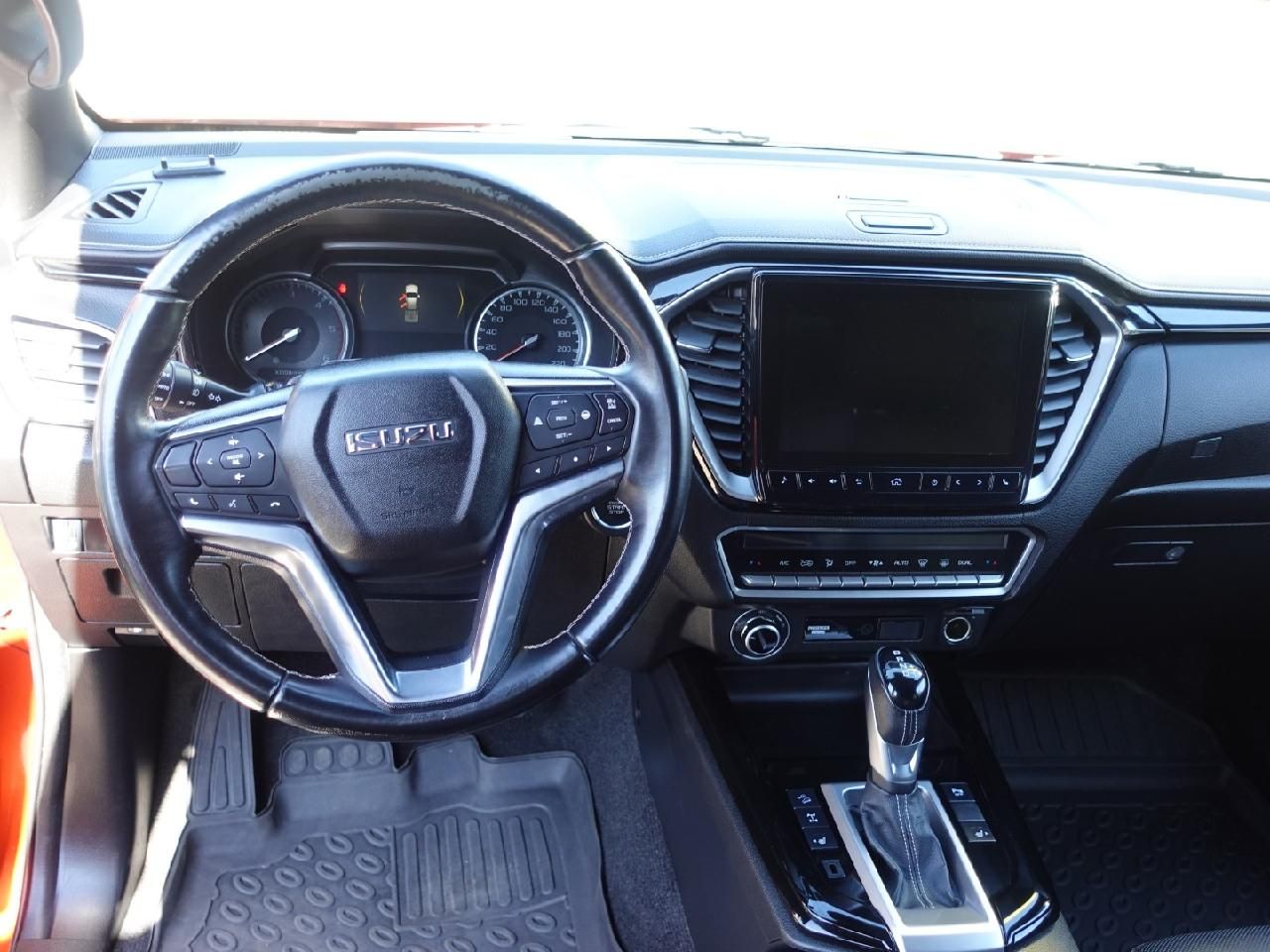 Fahrzeugabbildung Isuzu D-Max Double Cab V-CROSS